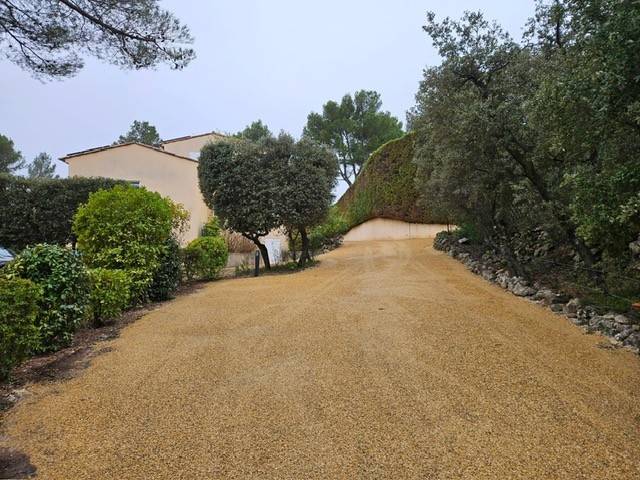 Bicouche ocre chez un particulier dans le 13