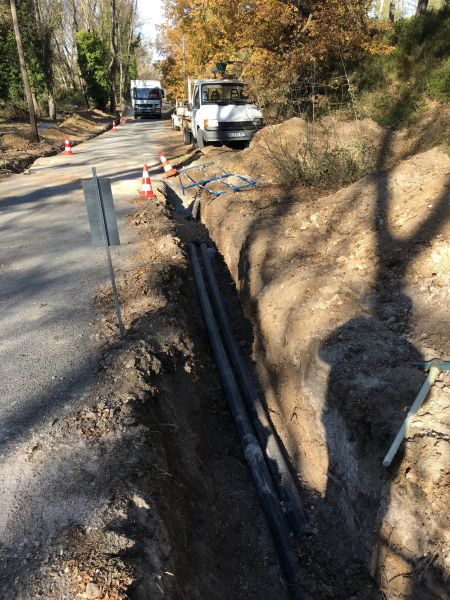 pose des tuyaux du réseau incendie