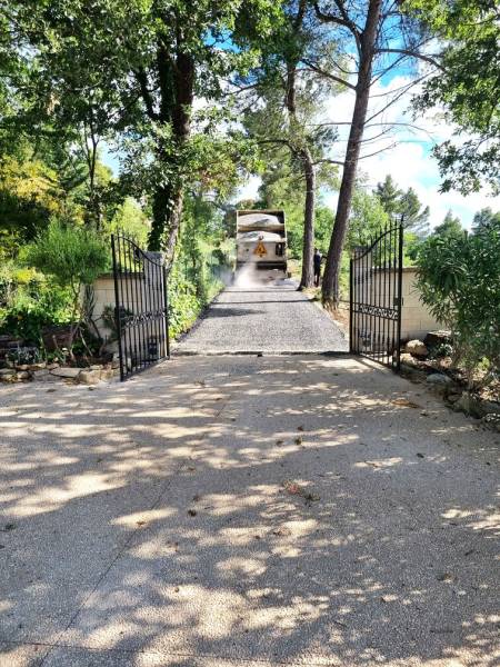 Chantier tricouche à Aurons dans le 13