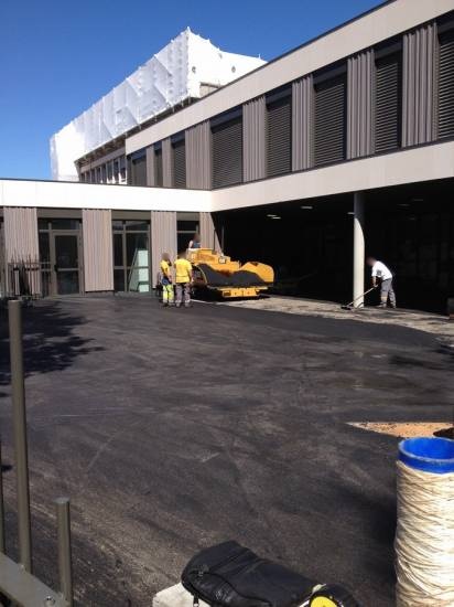 réhabilitation d'une cour d'école à Rousset dans le 13
