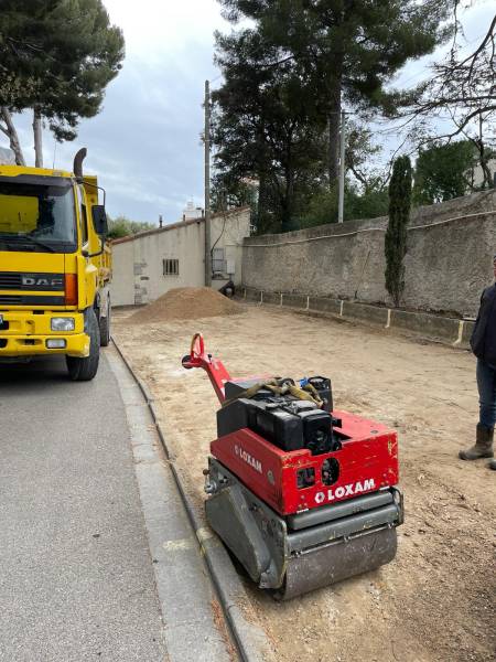 Préparantion de sol avant pose de dalles stabilisatrices à gravier dans le 13