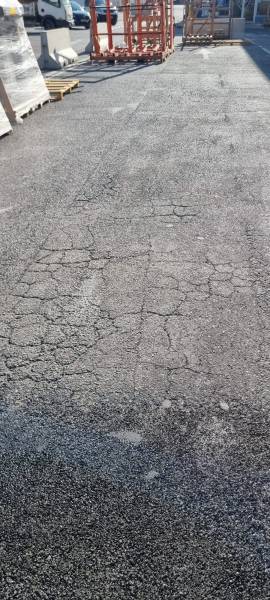 Réparation ciblée d'enrobé : faïençage et nids de poule