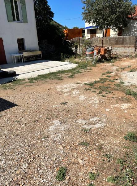 Avant / Après travaux de réfection complète d'enrobé chez un particulier dans le 13