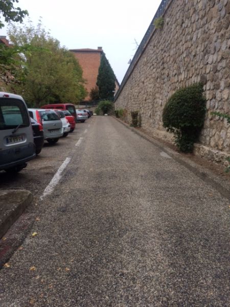 Reprise du bicouche sur les voie de circulation