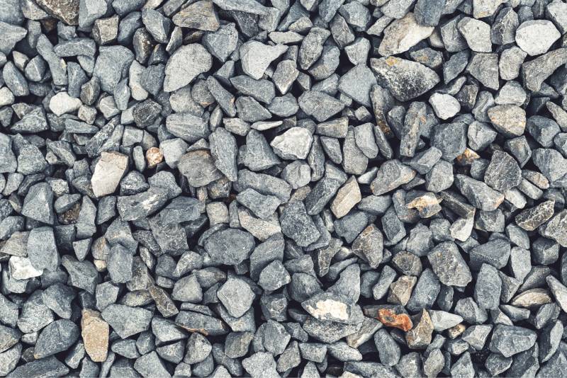 Quelle taille de gravier choisir pour une allée de voiture en bicouche ?