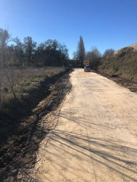 Terrassement de mon chemin d'accès dans le 13