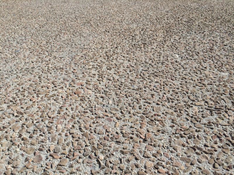 Détails de granulométrie du béton désactivé pour allée de garage à  Chateauneuf Le Rouge