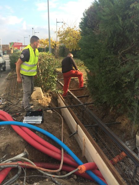 réseaux électriques, téléphoniques et eaux